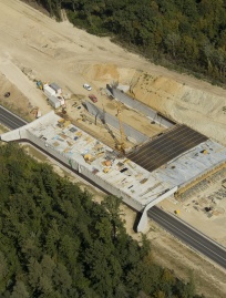 A5 Nord Autobahn / B7 Brünner Straße - Grünbrücke