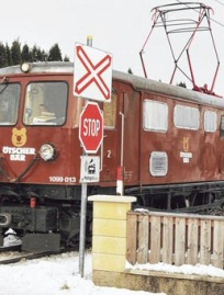Matriazellerbahn - Eisenbahnkreuzung